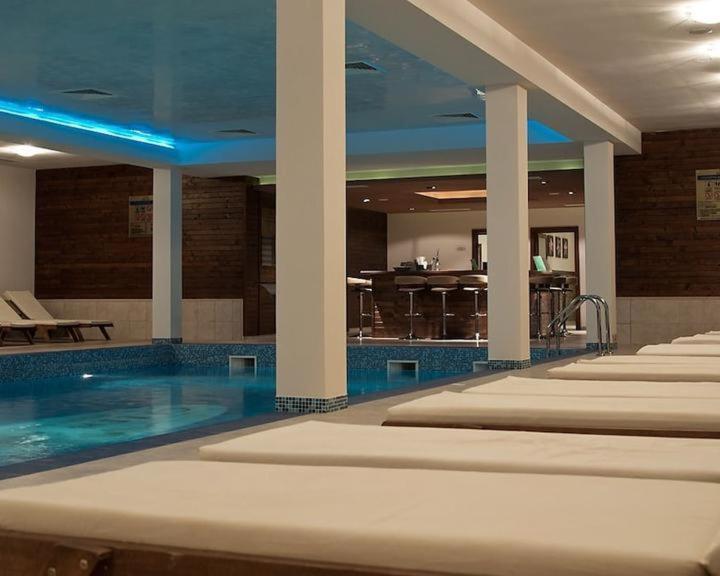 Spacious Luxury With Mountain View - Available Apartment Bansko