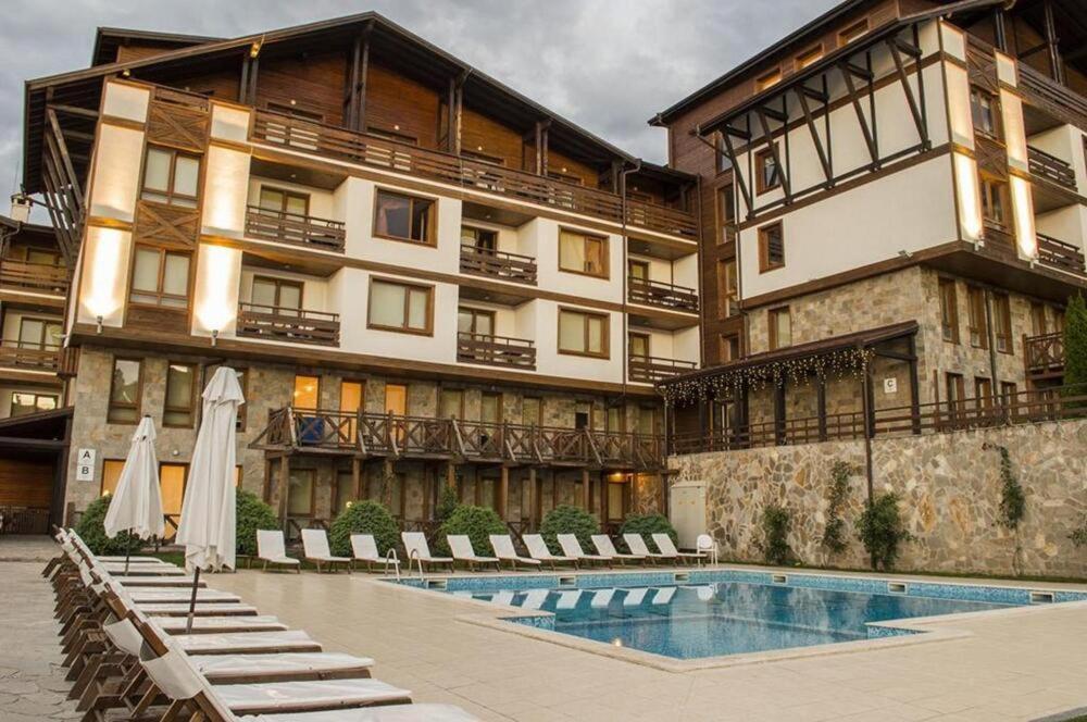 Spacious Luxury With Mountain View - Available * Bansko